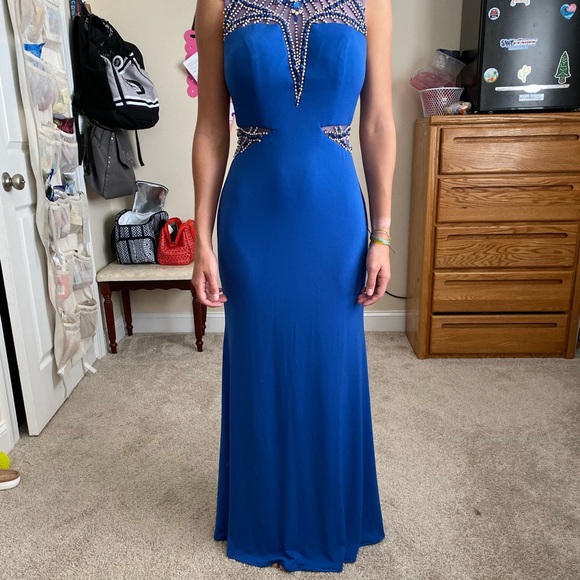 prom dress - Picture 2 of 3